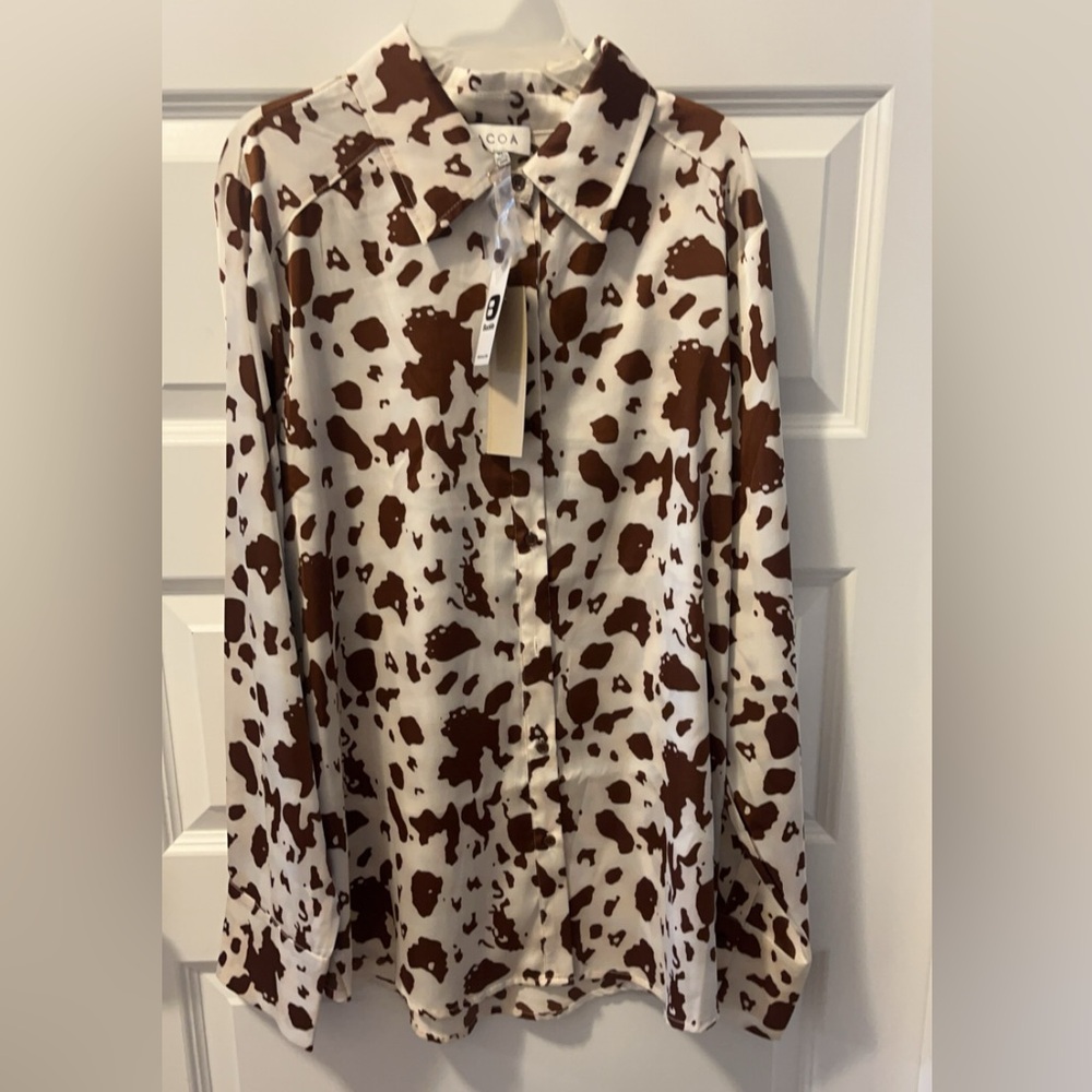 Women's Brown and White Blouse